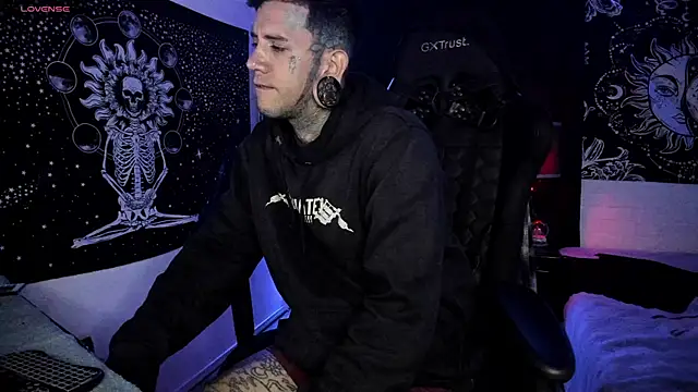 josh  ackerman online show from 03/04/25, 01:34