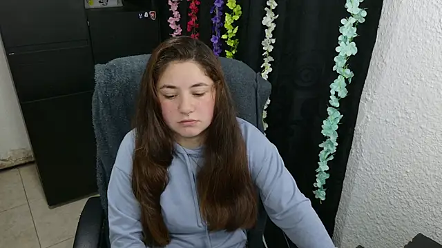 ann bronw online show from 11/15/25, 02:09