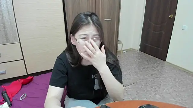 Riz girl online show from 02/10/25, 01:01