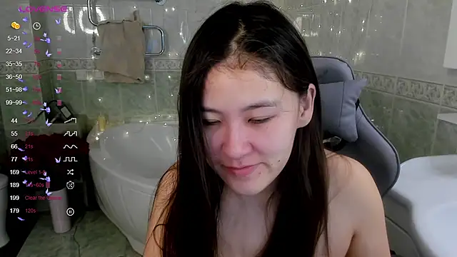 Riz girl online show from 02/27/25, 03:58