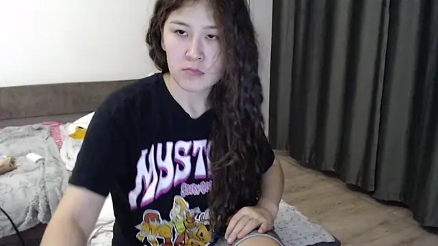 Riz girl online show from 09/13/25, 01:55