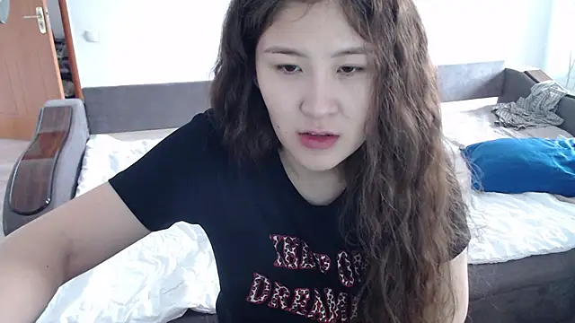 Riz girl online show from 11/06/25, 08:15