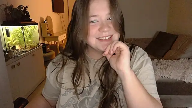 remirann  online show from 12/04/24, 03:43