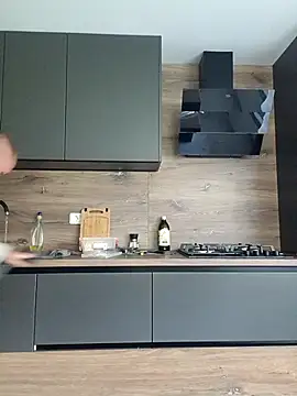 Snapshot of Adry1986 chatting on 09/18/25, 11:45 Adry1986 online show from 09/18/25, 11:45