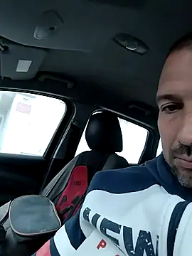 juandi21cm online show from 03/04/25, 03:04