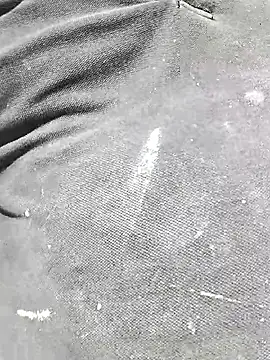 juandi21cm online show from 10/17/25, 12:52