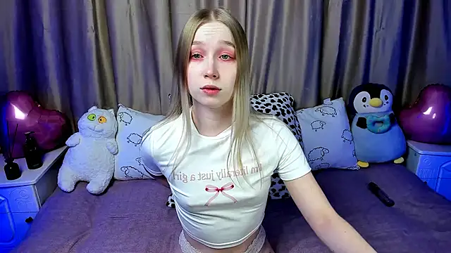 LilyStarlight online show from 02/14/25, 03:22