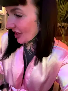 InkedBiitch online show from 12/03/24, 08:06