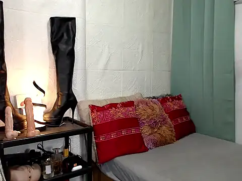 Snapshot of elise_bloom69 chatting on 03/31/26, 05:46 elise bloom69 online show from 03/31/26, 05:46