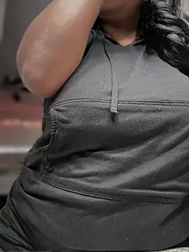 Snapshot of NikkiNoelanii chatting on 02/15/25, 09:48 NikkiNoelanii online show from 02/15/25, 09:48