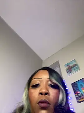 Snapshot of NikkiNoelanii chatting on 03/02/25, 10:14 NikkiNoelanii online show from 03/02/25, 10:14