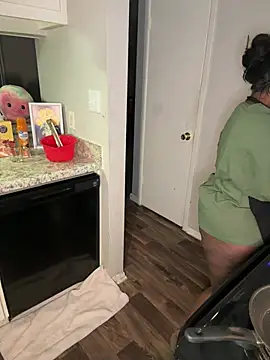 Snapshot of NikkiNoelanii chatting on 03/28/26, 04:34 NikkiNoelanii online show from 03/28/26, 04:34