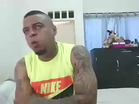 hot and naughty latin online show from 12/12/24, 11:18