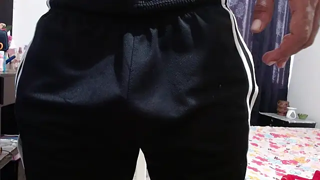 hot and naughty latin online show from 09/16/25, 05:03