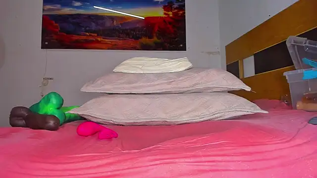 Snapshot of _ebony-queen_ chatting on 03/12/25, 06:00 ebony-queen online show from 03/12/25, 06:00