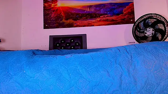 Snapshot of _ebony-queen_ chatting on 09/29/25, 11:59 ebony-queen online show from 09/29/25, 11:59