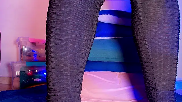 Snapshot of _ebony-queen_ chatting on 10/28/25, 11:58 ebony-queen online show from 10/28/25, 11:58