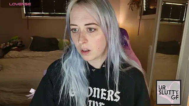 ursluttygf online show from 07/10/26, 08:44