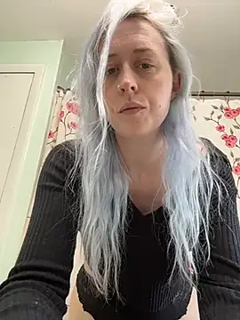 ursluttygf online show from 07/18/26, 07:17