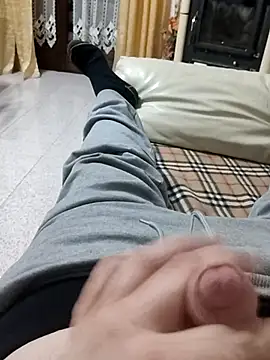 Snapshot of manuel9428 chatting on 03/17/25, 09:55 manuel9428 online show from 03/17/25, 09:55