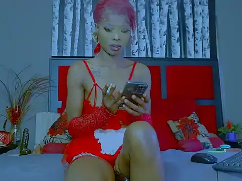 MissParis26 online show from 10/29/25, 10:06