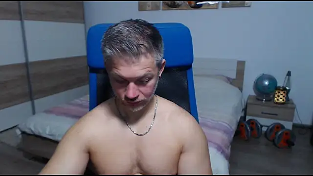 RobbyShawz online show from 09/27/25, 04:17