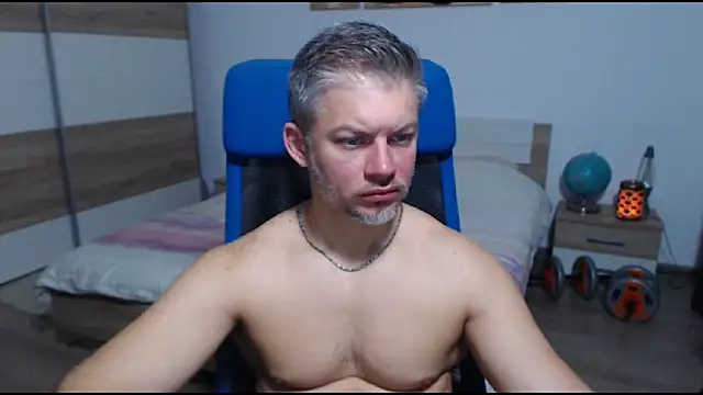 RobbyShawz online show from 10/02/25, 06:42