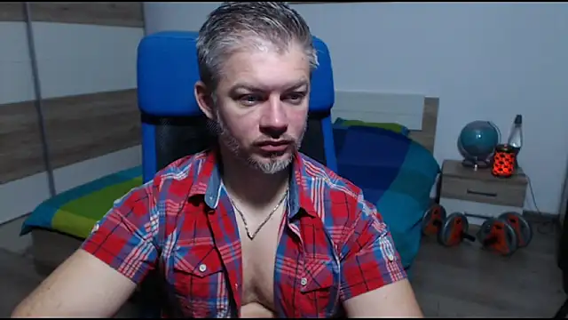 RobbyShawz online show from 10/12/25, 05:17