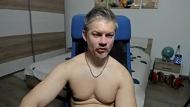 Snapshot of RobbyShawz chatting on 04/22/26, 04:26 RobbyShawz online show from 04/22/26, 04:26