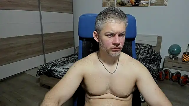 Snapshot of RobbyShawz chatting on 05/11/26, 05:02 RobbyShawz online show from 05/11/26, 05:02