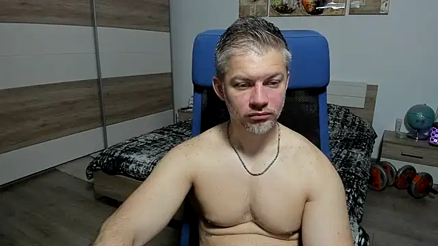 Snapshot of RobbyShawz chatting on 05/16/26, 03:58 RobbyShawz online show from 05/16/26, 03:58