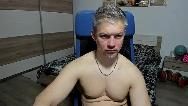 Snapshot of RobbyShawz chatting on 05/20/26, 03:56 RobbyShawz online show from 05/20/26, 03:56