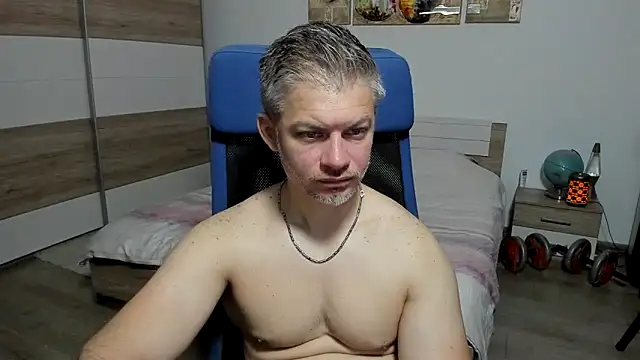 Snapshot of RobbyShawz chatting on 06/01/26, 03:52 RobbyShawz online show from 06/01/26, 03:52