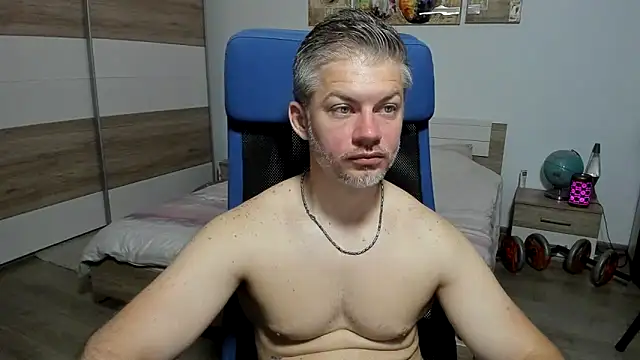 Snapshot of RobbyShawz chatting on 06/03/26, 04:59 RobbyShawz online show from 06/03/26, 04:59