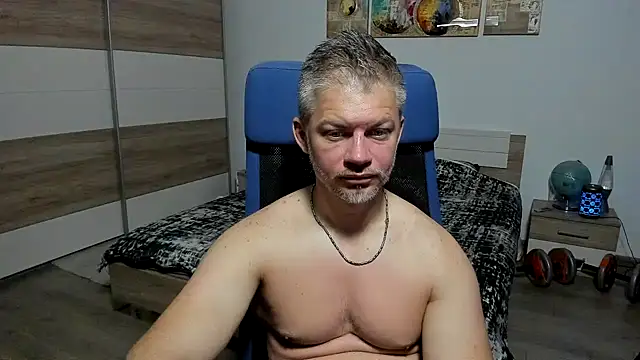 Snapshot of RobbyShawz chatting on 06/24/26, 04:44 RobbyShawz online show from 06/24/26, 04:44