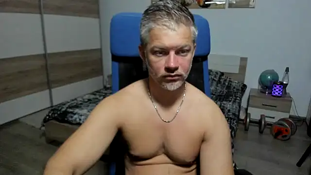 Snapshot of RobbyShawz chatting on 07/07/26, 04:04 RobbyShawz online show from 07/07/26, 04:04