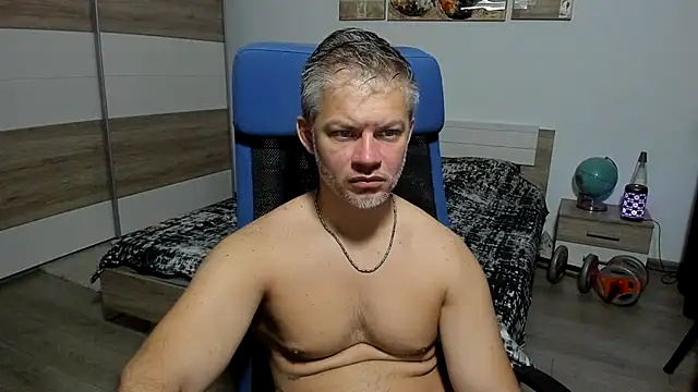 Snapshot of RobbyShawz chatting on 07/12/26, 05:20 RobbyShawz online show from 07/12/26, 05:20