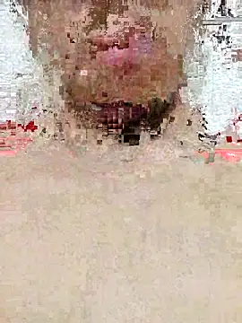 Snapshot of dorado_09 chatting on 10/28/25, 11:29 dorado 09 online show from 10/28/25, 11:29