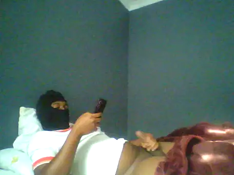 Snapshot of TitularAdaption chatting on 12/20/25, 04:41 TitularAdaption online show from 12/20/25, 04:41