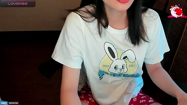 Snapshot of Ayase_momo chatting on 07/07/26, 10:25 Ayase momo online show from 07/07/26, 10:25