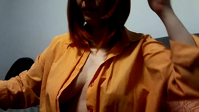 Snapshot of MashaYeah777 chatting on 12/19/24, 10:02 MashaYeah777 online show from 12/19/24, 10:02