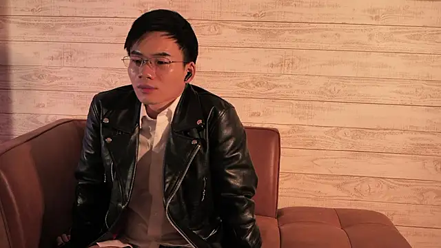 Snapshot of asiahot_liam chatting on 03/05/26, 11:06 asiahot liam online show from 03/05/26, 11:06