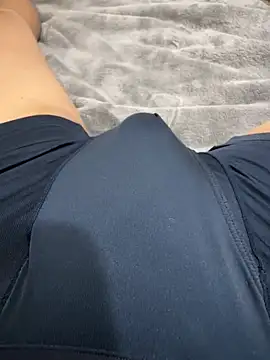 hanne71 online show from 12/23/24, 12:19