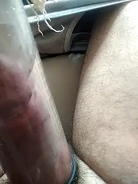 Snapshot of encantajpdo chatting on 10/27/25, 03:49 encantajpdo online show from 10/27/25, 03:49