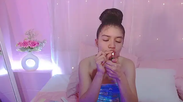 Sweetcristin online show from 05/22/26, 01:35