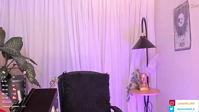 pamela doll3 online show from 02/14/25, 11:42