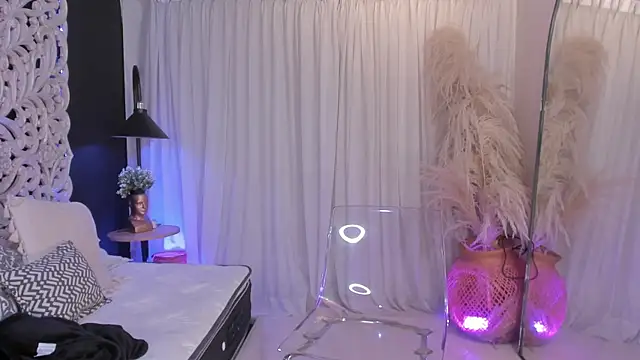 pamela doll3 online show from 10/18/25, 04:26