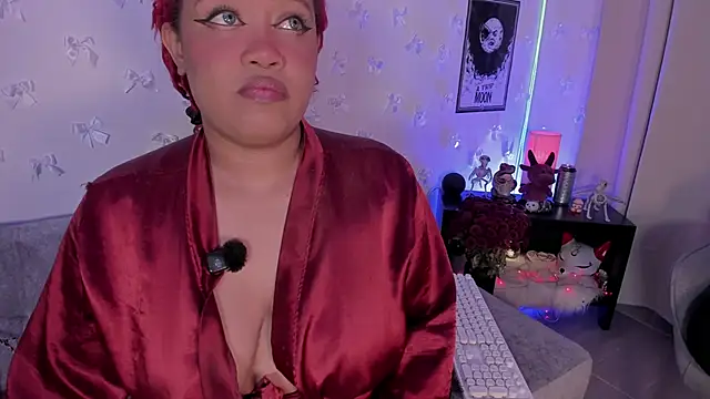 Snapshot of pamela_doll3 chatting on 02/18/26, 03:13 pamela doll3 online show from 02/18/26, 03:13