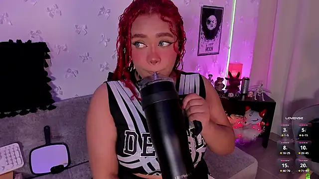 Snapshot of pamela_doll3 chatting on 02/20/26, 06:26 pamela doll3 online show from 02/20/26, 06:26