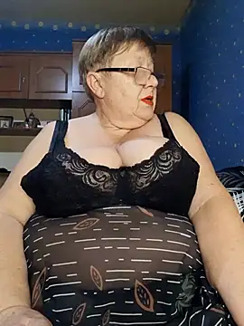 Snapshot of Lena_Gaby chatting on 11/03/25, 01:34 Lena Gaby online show from 11/03/25, 01:34